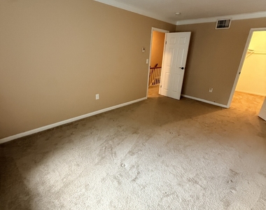 23 Margo Court - Photo Thumbnail 14