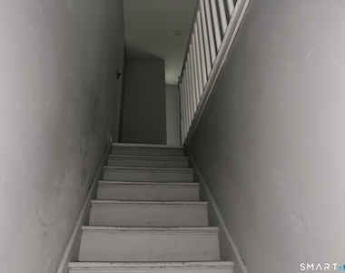 240 Madison Avenue - Photo Thumbnail 6