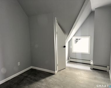 240 Madison Avenue - Photo Thumbnail 8