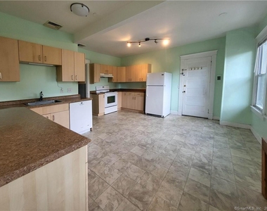 805 Edgewood Avenue - Photo Thumbnail 6