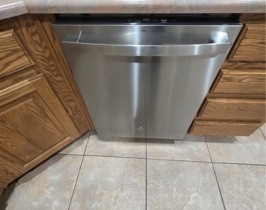 2204 Van Patten Place - Photo Thumbnail 32