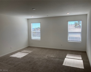 8423 Vulturo Avenue - Photo Thumbnail 19