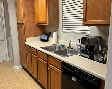 431 Bridgewater Way - Photo Thumbnail 3