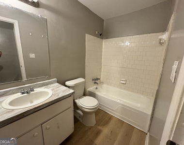 3575 Oakvale Road - Photo Thumbnail 6