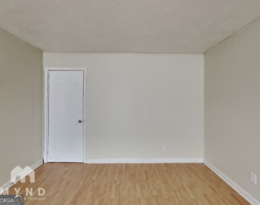 730 Hill Street - Photo Thumbnail 3