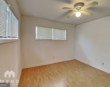 730 Hill Street - Photo Thumbnail 7