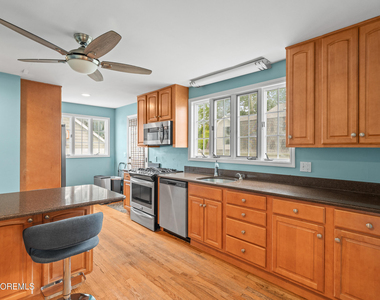 250 Alpern Avenue - Photo Thumbnail 11