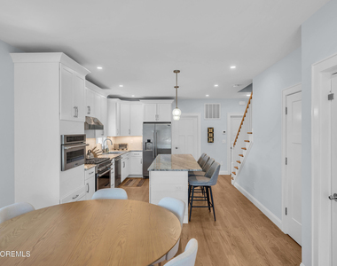 1503 Grand Central Avenue - Photo Thumbnail 9