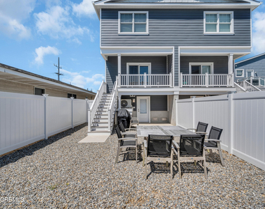 1503 Grand Central Avenue - Photo Thumbnail 6