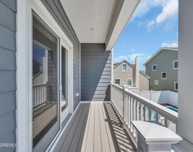 1503 Grand Central Avenue - Photo Thumbnail 4