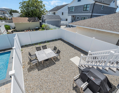 1503 Grand Central Avenue - Photo Thumbnail 3