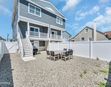 1503 Grand Central Avenue - Photo Thumbnail 7