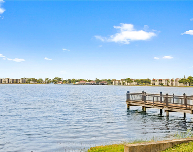 118 Lake Emerald Drive - Photo Thumbnail 58