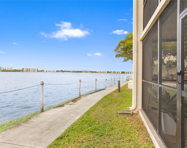 118 Lake Emerald Drive - Photo Thumbnail 50