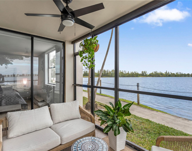 118 Lake Emerald Drive - Photo Thumbnail 46