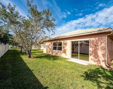 6217 Spring Lake Terrace - Photo Thumbnail 22