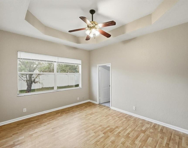 6217 Spring Lake Terrace - Photo Thumbnail 13