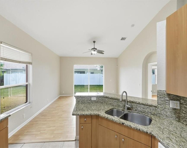 6217 Spring Lake Terrace - Photo Thumbnail 11