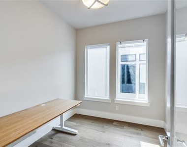 6141 Preserve Drive - Photo Thumbnail 15