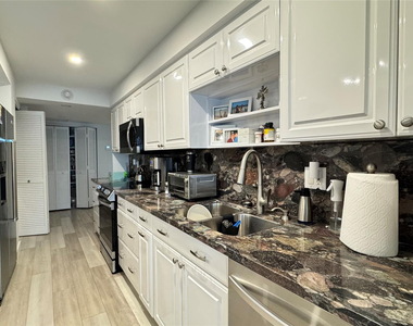 5100 N Ocean Boulevard - Photo Thumbnail 3
