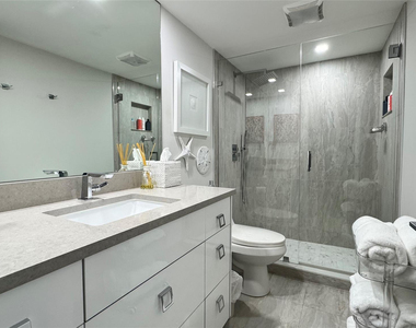 5100 N Ocean Boulevard - Photo Thumbnail 11
