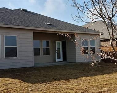 813 Fueller Drive - Photo Thumbnail 34