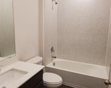 813 Fueller Drive - Photo Thumbnail 7