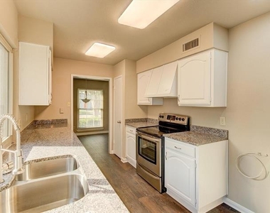 2913 Cotton Gum Road - Photo Thumbnail 11