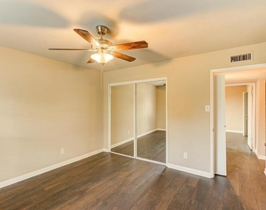 2913 Cotton Gum Road - Photo Thumbnail 7