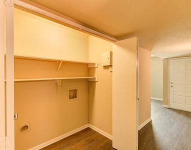 2913 Cotton Gum Road - Photo Thumbnail 10