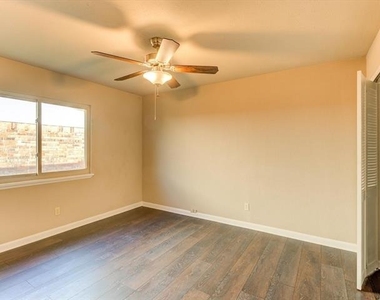 2913 Cotton Gum Road - Photo Thumbnail 5