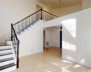 2821 Dove Pond Drive - Photo Thumbnail 13