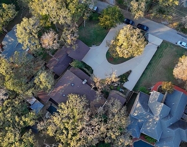 2821 Dove Pond Drive - Photo Thumbnail 3