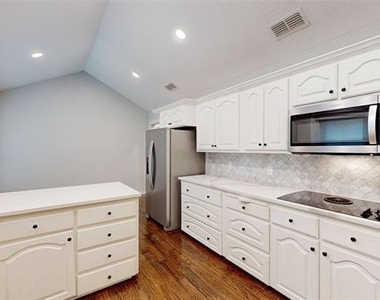 3713 Teal Lane - Photo Thumbnail 6
