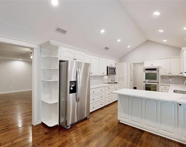 3713 Teal Lane - Photo Thumbnail 10