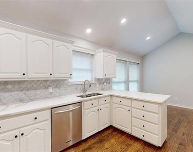 3713 Teal Lane - Photo Thumbnail 5