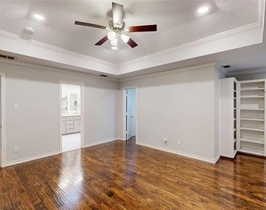 3713 Teal Lane - Photo Thumbnail 15