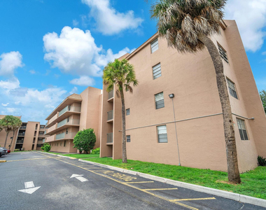 3100 N Pine Island Road - Photo Thumbnail 24