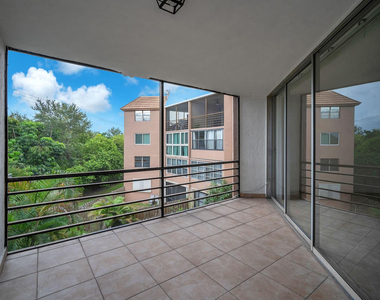 3100 N Pine Island Road - Photo Thumbnail 21