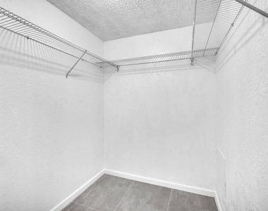 3100 N Pine Island Road - Photo Thumbnail 20