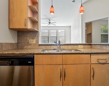 201 W Lancaster Avenue - Photo Thumbnail 7