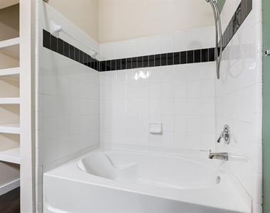 201 W Lancaster Avenue - Photo Thumbnail 17