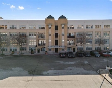 201 W Lancaster Avenue - Photo Thumbnail 36