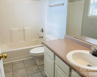 8004 Strandhill Road - Photo Thumbnail 22