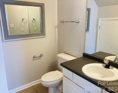 8004 Strandhill Road - Photo Thumbnail 9