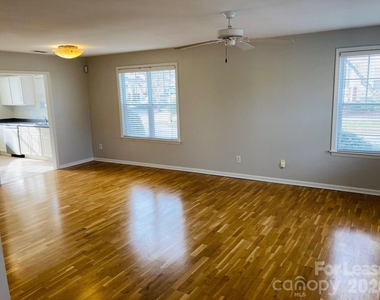 8004 Strandhill Road - Photo Thumbnail 5