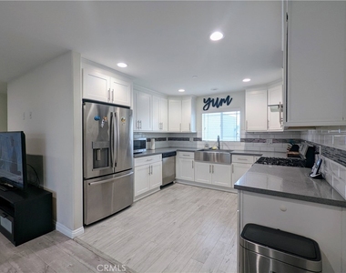 9559 Firestone Boulevard - Photo Thumbnail 4