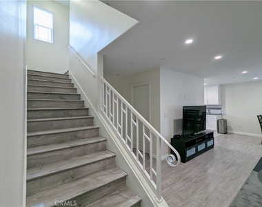 9559 Firestone Boulevard - Photo Thumbnail 21
