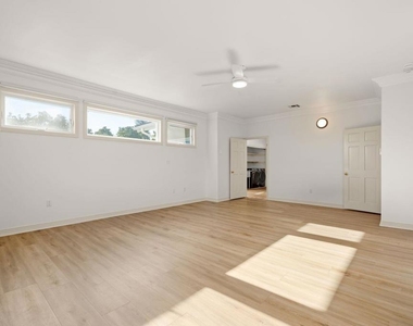 13922 Foothill Road - Photo Thumbnail 13