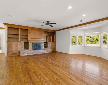13922 Foothill Road - Photo Thumbnail 7
